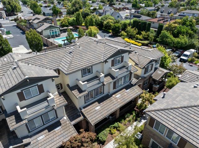 2866 Paseo Lane, San Jose CA: https://media.crmls.org/mediaz/b9fab307-b70d-4cb8-b48d-a7eecf4e6b98.jpg