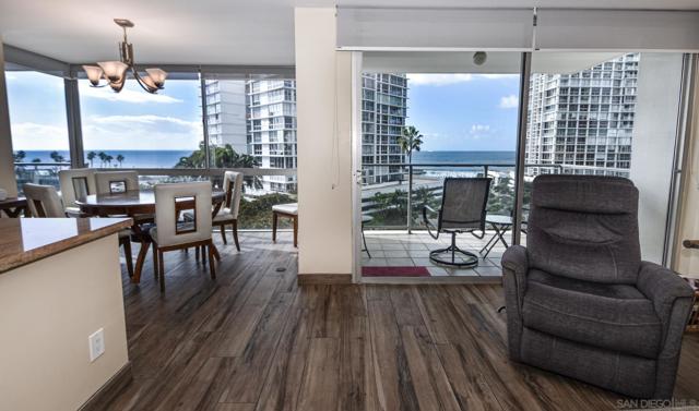 1770 Avenida Del Mundo, Coronado CA: https://media.crmls.org/mediaz/b9fcfaca-6bad-4193-8798-efd3aa7a7930.jpg