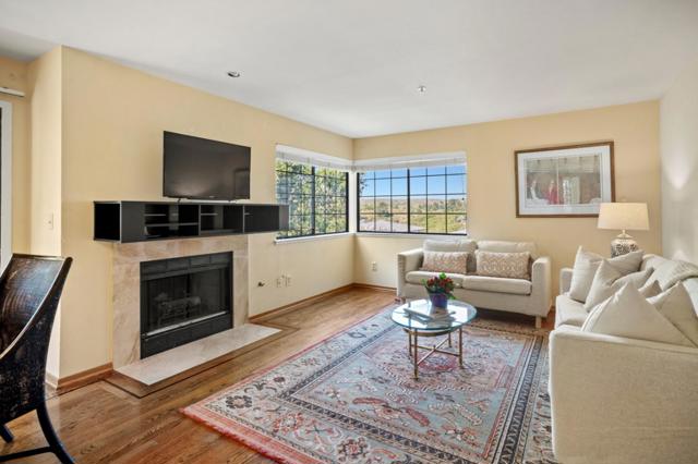 410 Pheasant Ridge Road, Del Rey Oaks CA: https://media.crmls.org/mediaz/b9fd3b9e-3224-40d8-af25-21de65293b86.jpg