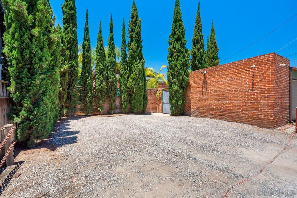 MLS #250040372SD image #46