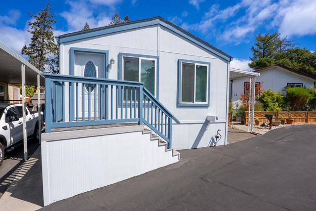 6011 Scotts Valley Drive, Scotts Valley CA: https://media.crmls.org/mediaz/b9fe889f-b057-418a-87b2-db96f2ec3719.jpg