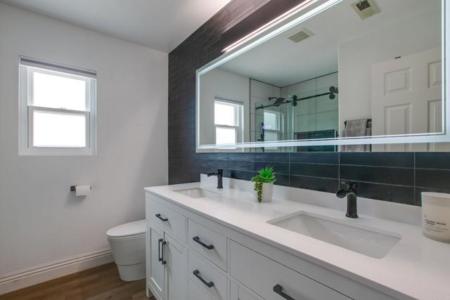 780 Camino Magnifico, San Marcos CA: https://media.crmls.org/mediaz/b9fe9d56-c9b8-4eba-a1eb-60df64cea7e1.jpg