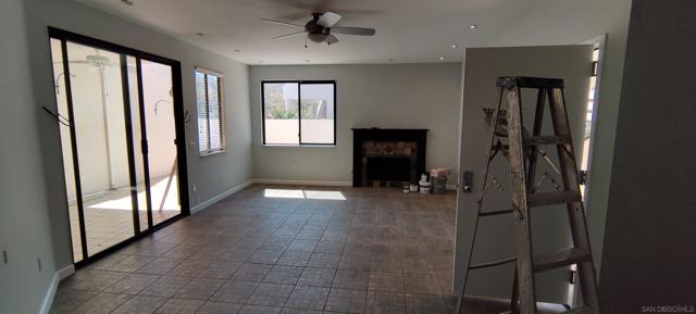 Image 3 of 12 For 701 Kettner Blvd  95