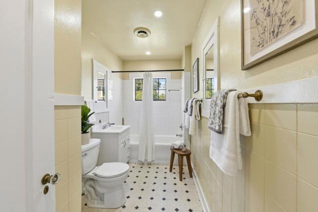 181 College Way, Auburn CA: https://media.crmls.org/mediaz/ba029613-df4d-4b88-a508-11afadd7220c.jpg