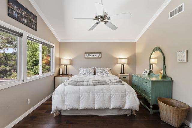 Detail Gallery Image 18 of 47 For 4989 Corte Playa Encino, San Diego,  CA 92124 - 4 Beds | 2/1 Baths