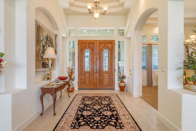 27812 Crowne Point Drive, Salinas CA: https://media.crmls.org/mediaz/ba054068-2a54-403b-a842-9e5a67c193f1.jpg