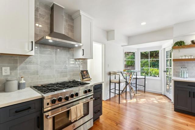 59 Davis Road, Orinda CA: https://media.crmls.org/mediaz/ba05a779-7bd7-4c30-b798-72391631f015.jpg