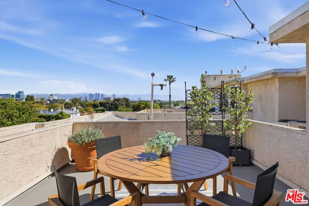 12321 Ocean Park Boulevard #18