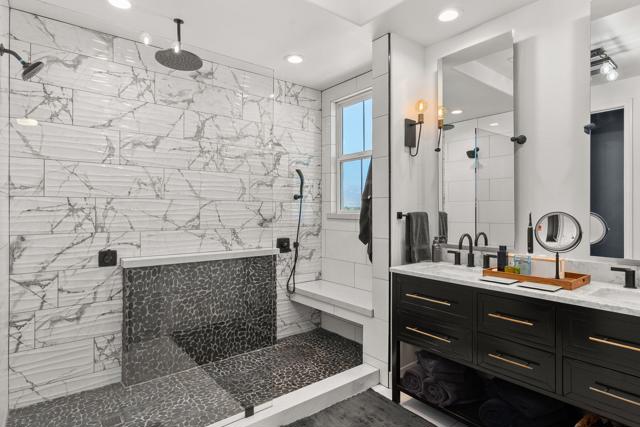 67860 Via Seguro, Cathedral City CA: https://media.crmls.org/mediaz/ba06d36f-3a5f-4985-b59e-7f195593d9dd.jpg