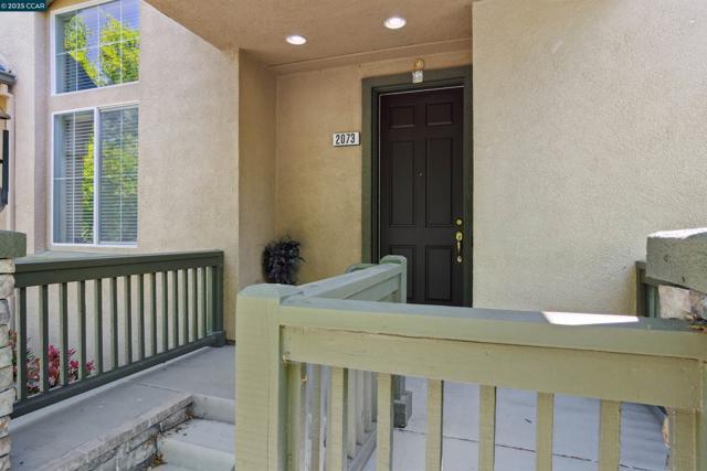 2073 Watermill Rd, San Ramon CA: https://media.crmls.org/mediaz/ba0795b9-7e6e-4ebf-a0a2-6c2821299543.jpg