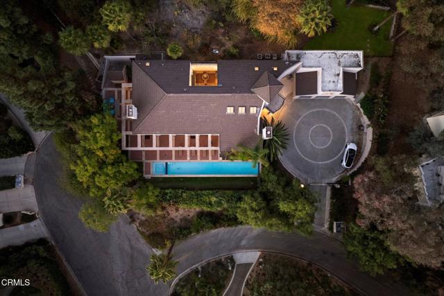 1265 Chateau Road, Pasadena CA: https://media.crmls.org/mediaz/ba08e602-9189-45bb-b00f-e876e0da8647.jpg