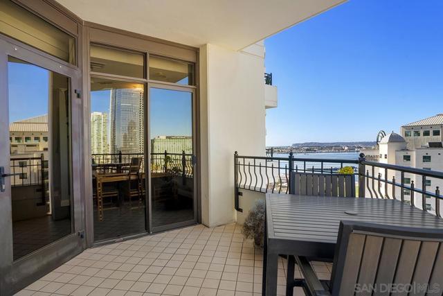 700 Harbor Drive, San Diego, California 92101, 2 Bedrooms Bedrooms, ,2 BathroomsBathrooms,Condominium,For Sale,Harbor Drive,250001369SD