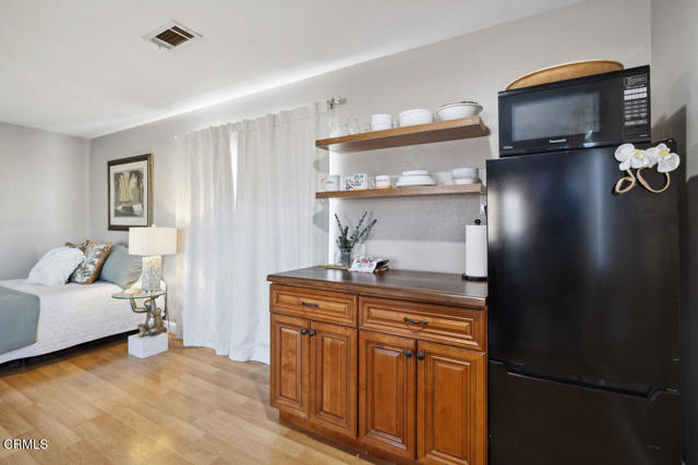 Detail Gallery Image 23 of 55 For 3701 Sunset Ln, Oxnard,  CA 93035 - 4 Beds | 3 Baths