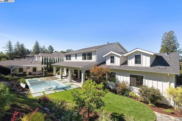 2621 Royal Oaks Dr, Alamo CA: https://media.crmls.org/mediaz/ba0a411b-86a8-4af9-b5c3-851c7e65ce7e.jpg