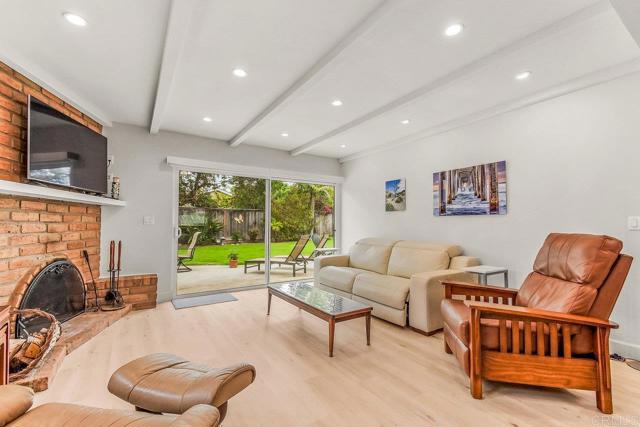 Detail Gallery Image 15 of 35 For 2462 Lozana Rd, Del Mar,  CA 92014 - 3 Beds | 2 Baths