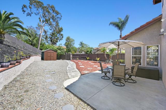 1340 Corte Lira, San Marcos CA: https://media.crmls.org/mediaz/ba0bc2c1-b60e-4bee-bd18-89e1790c2892.jpg