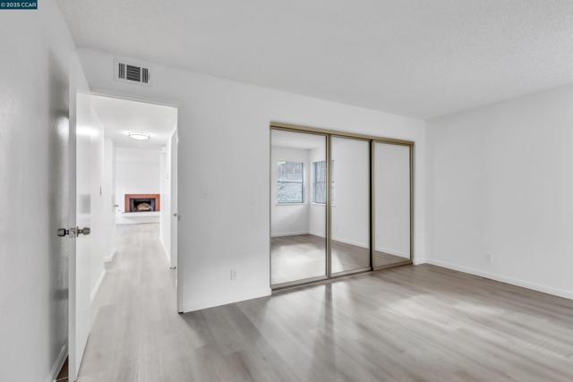 890 Camelback Pl, Pleasant Hill CA: https://media.crmls.org/mediaz/ba0cb380-f9ba-4a51-8d2d-ed67bd64aeee.jpg