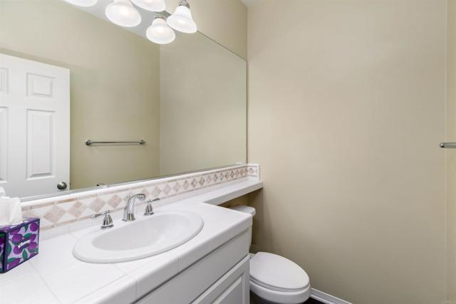 Detail Gallery Image 15 of 37 For 45709 Shasta Ln, Temecula,  CA 92592 - 3 Beds | 2/1 Baths