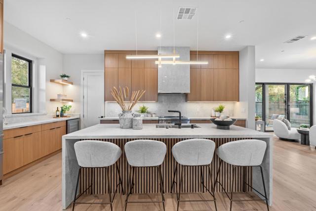 763 Cuesta Drive, Mountain View CA: https://media.crmls.org/mediaz/ba0cf173-9805-4780-abc8-60508316f19f.jpg