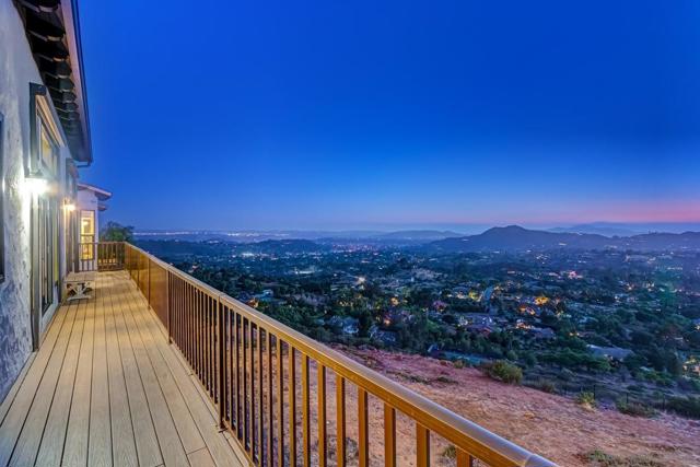 15484 Markar Rd, Poway CA: https://media.crmls.org/mediaz/ba0d3c9b-4086-4d17-887c-f396b961f534.jpg