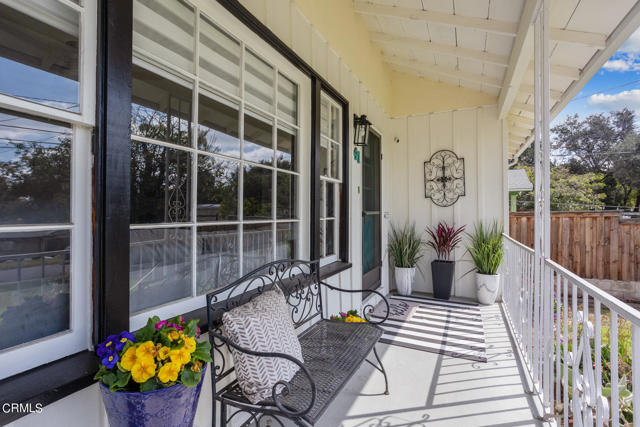 Detail Gallery Image 2 of 36 For 41 E Pine St, Altadena,  CA 91001 - 3 Beds | 2 Baths