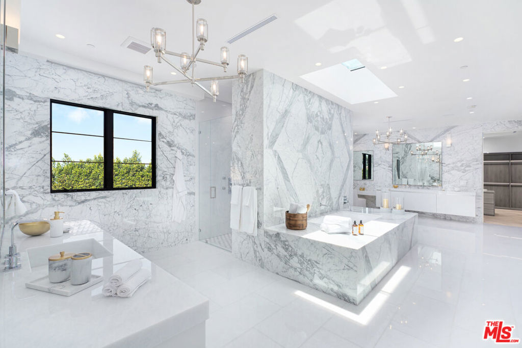 MLS #26850225 image #49