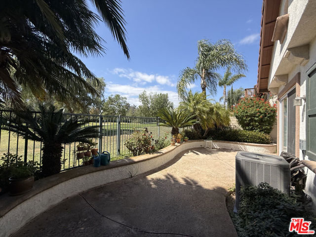 2837 La Plata Drive photo 4