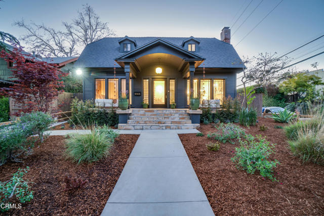 5163 Highland View Avenue, Los Angeles CA: https://media.crmls.org/mediaz/ba0f0520-a3f5-4cc1-8728-16fcf41c5d1f.jpg
