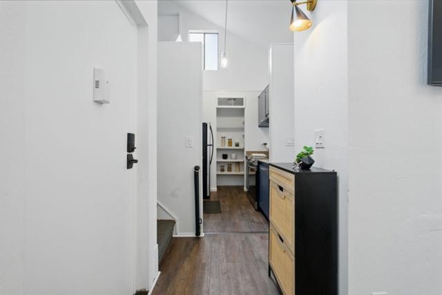 1 Appian Way, South San Francisco CA: https://media.crmls.org/mediaz/ba0fa377-be54-41cd-9b96-7e0fdf5e6886.jpg