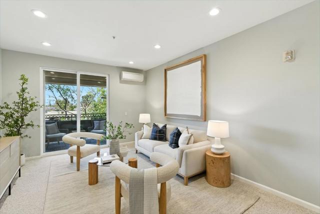 401 S Norfolk Street, San Mateo CA: https://media.crmls.org/mediaz/ba107b7c-6e54-43da-a753-c080fc170b9b.jpg