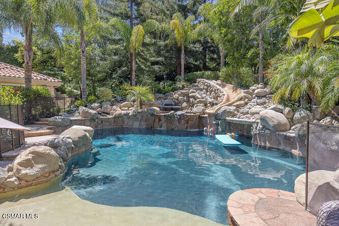 MLS #226001943 image #2