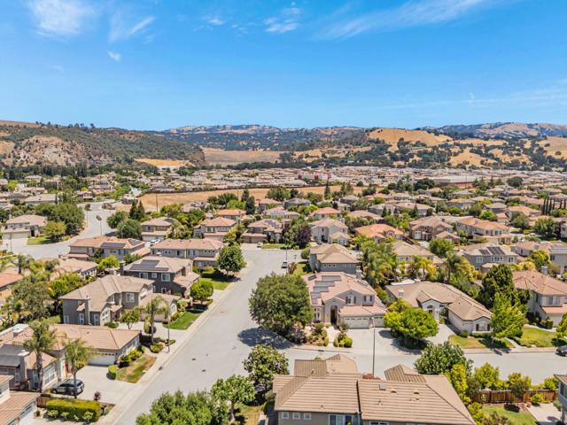 18400 Capistrano Way, Morgan Hill CA: https://media.crmls.org/mediaz/ba111d6c-816f-46f7-bd3f-9bd0f8c4f0fa.jpg