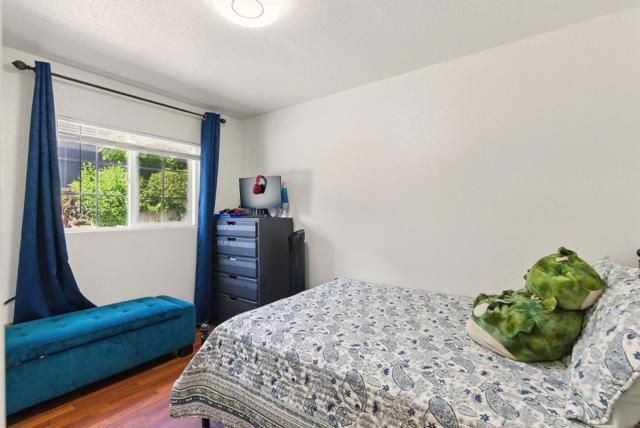 109 Dumbarton Avenue, Redwood City CA: https://media.crmls.org/mediaz/ba117e4c-ccff-4688-b8ea-b1a0f6bfd95f.jpg