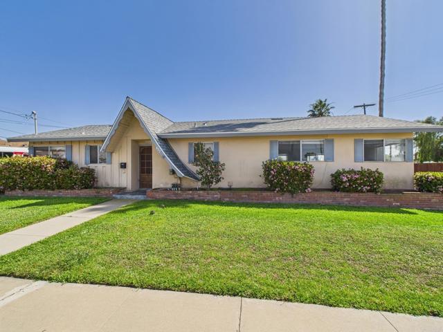 Detail Gallery Image 1 of 44 For 837 Oneonta St, Imperial Beach,  CA 91932 - 4 Beds | 2 Baths