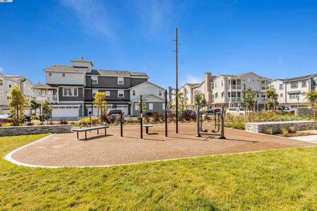 37389 Salt Grass Rd, Newark CA: https://media.crmls.org/mediaz/ba12e455-73b4-4973-a983-b41af29673e4.jpg