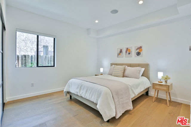 1622 S Mansfield Avenue, Los Angeles CA: https://media.crmls.org/mediaz/ba140305-da4c-439b-9f7d-65ca438b4530.jpg