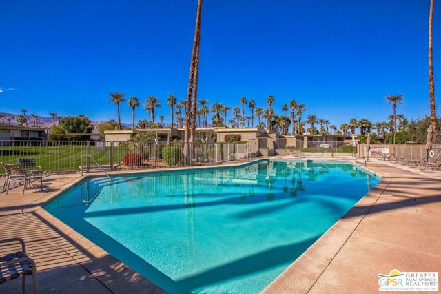 Image 31 of 33 For 75550 Calle Del Sur