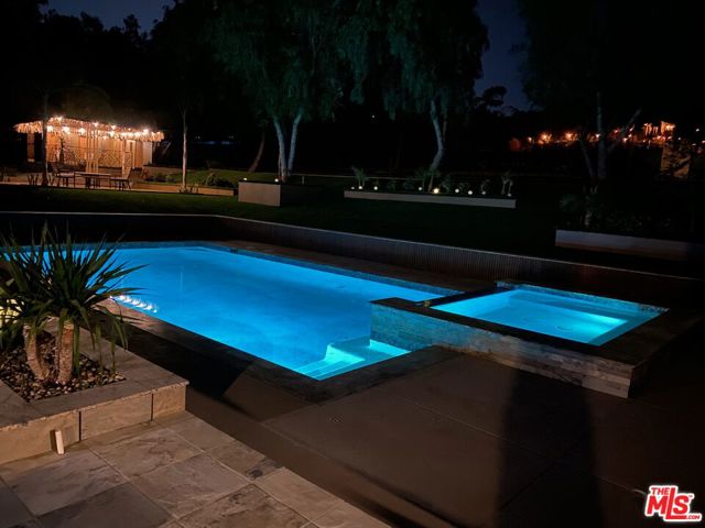 10555 Art Street, Sunland CA: https://media.crmls.org/mediaz/ba14f3e6-a9b4-40ab-b835-aba816cc5011.jpg