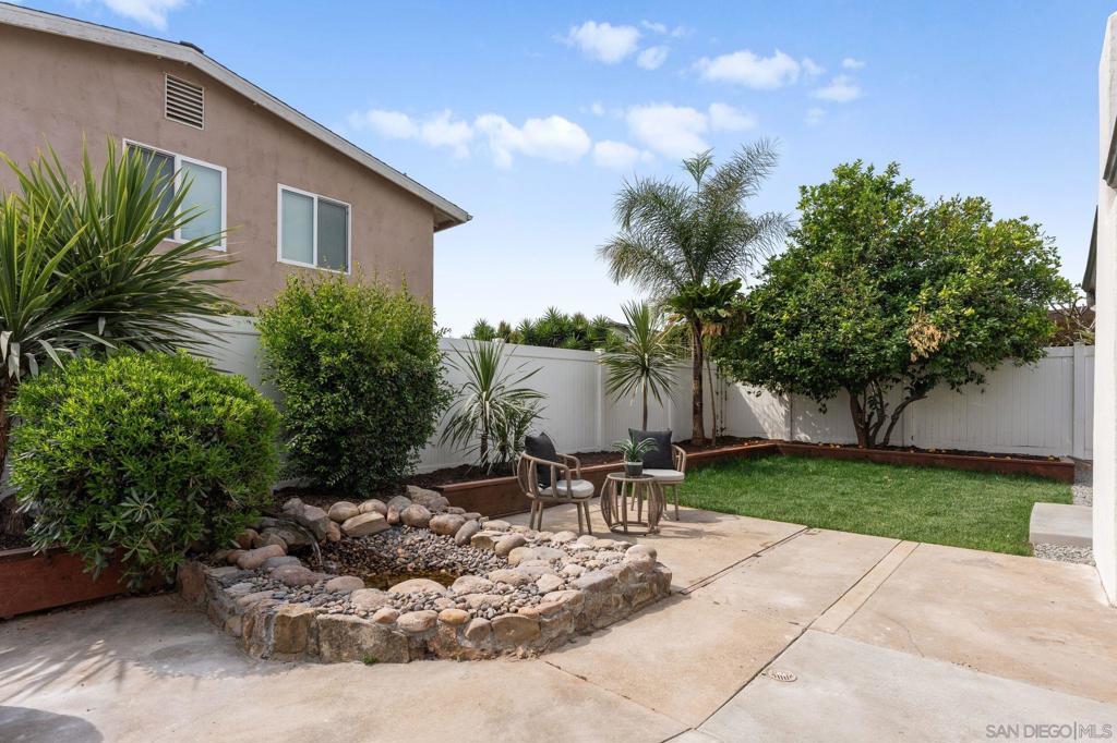 9321 Fermi Ave - photo 4