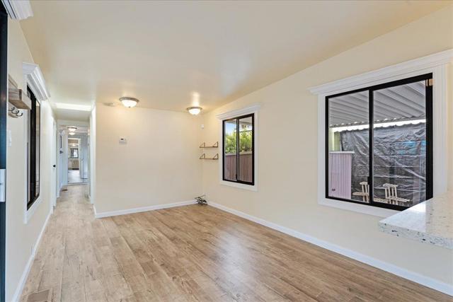 750 47th Avenue, Capitola CA: https://media.crmls.org/mediaz/ba151b59-e4c5-47de-a98b-8e272f543ae7.jpg