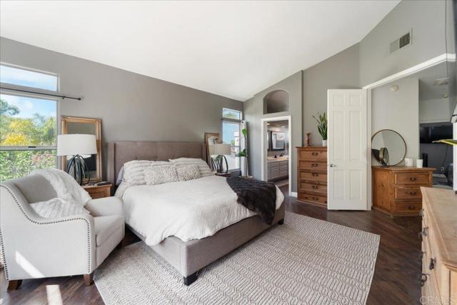 Image 31 of 69 For 4981 Marin Drive