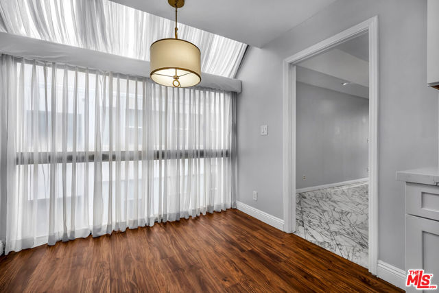 Great Kitchen dining area
