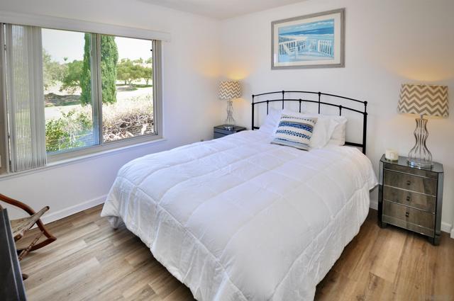 17473 Plaza Abierto, San Diego CA: https://media.crmls.org/mediaz/ba17e224-f85a-434c-ab30-2119ef1e23fa.jpg