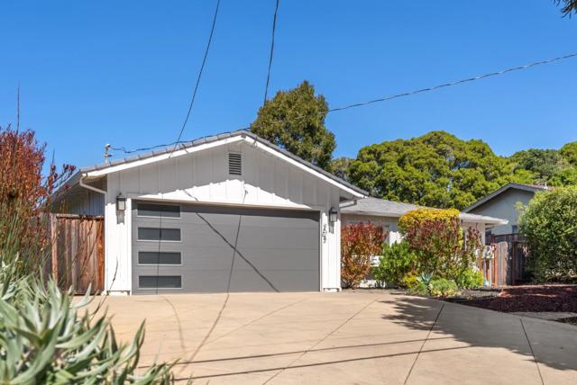 205 Siesta Drive, Aptos CA: https://media.crmls.org/mediaz/ba180a06-2db7-46f0-adeb-dd1a0e489ed3.jpg