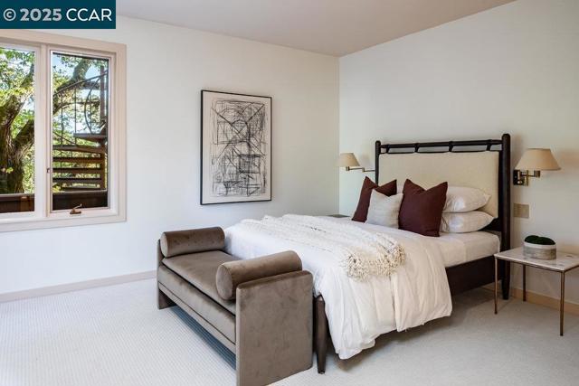1177 Estates Dr, Lafayette CA: https://media.crmls.org/mediaz/ba193801-5743-4b9f-b8f0-38d41516dcb6.jpg