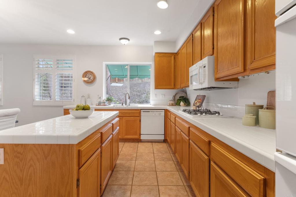 1577 Whispering Palm Drive - photo 16