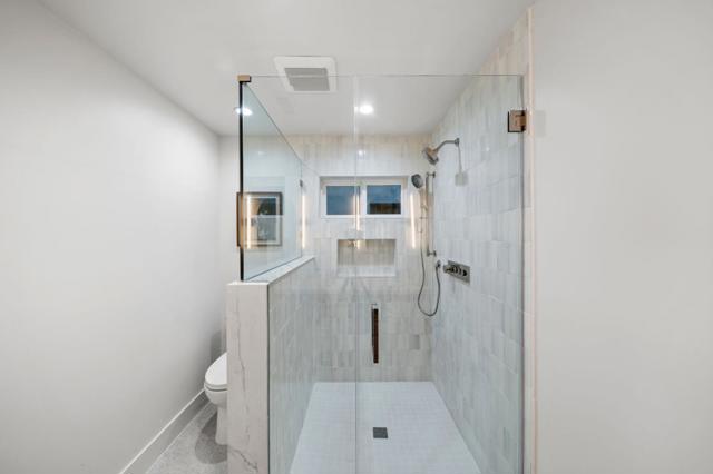 2009 Lyon Avenue, Belmont CA: https://media.crmls.org/mediaz/ba1a2a50-fb75-4158-af7c-1a3abe4df843.jpg