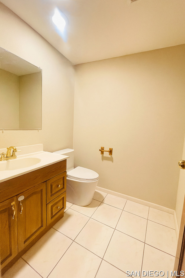 11512 Faisan WAY, San Diego CA: https://media.crmls.org/mediaz/ba1b2531-2cd8-4bbf-9c25-e167c13c9781.jpg