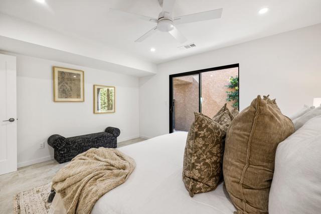 48641 Palo Verde Court, Palm Desert CA: https://media.crmls.org/mediaz/ba1d0f20-96b9-4e69-9729-9e2d2e4d6072.jpg