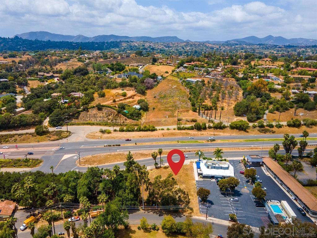2690 Escondido Blvd - photo 6